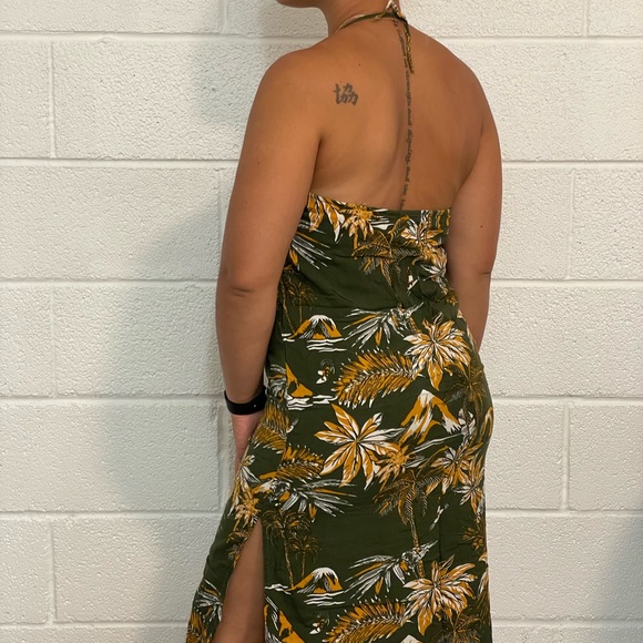 Olive green floral dress - Picture 3 of 3